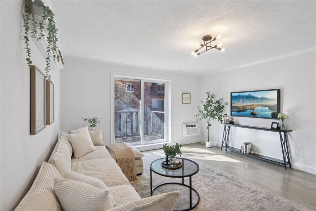 Boston, MA 02467,34 Westgate Rd #3