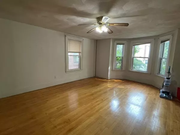 Cambridge, MA 02139,251 Broadway #1