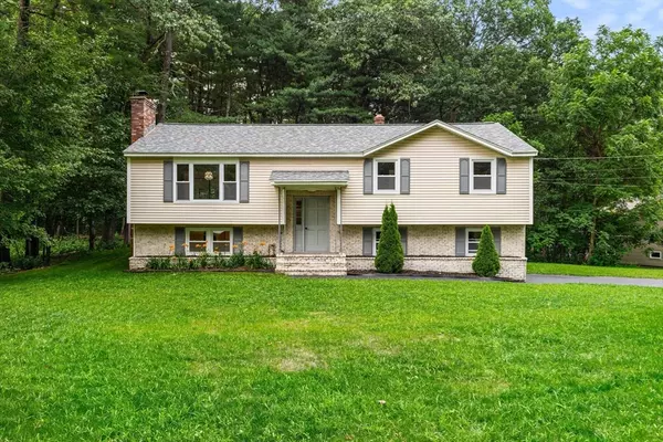 Dracut, MA 01826,67 Wagon Wheel Rd