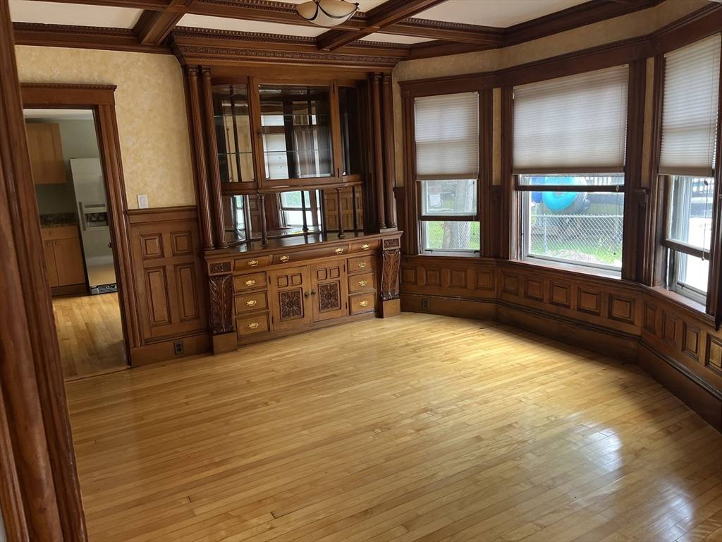 Haverhill, MA 01835,29 Bradford Ave #1