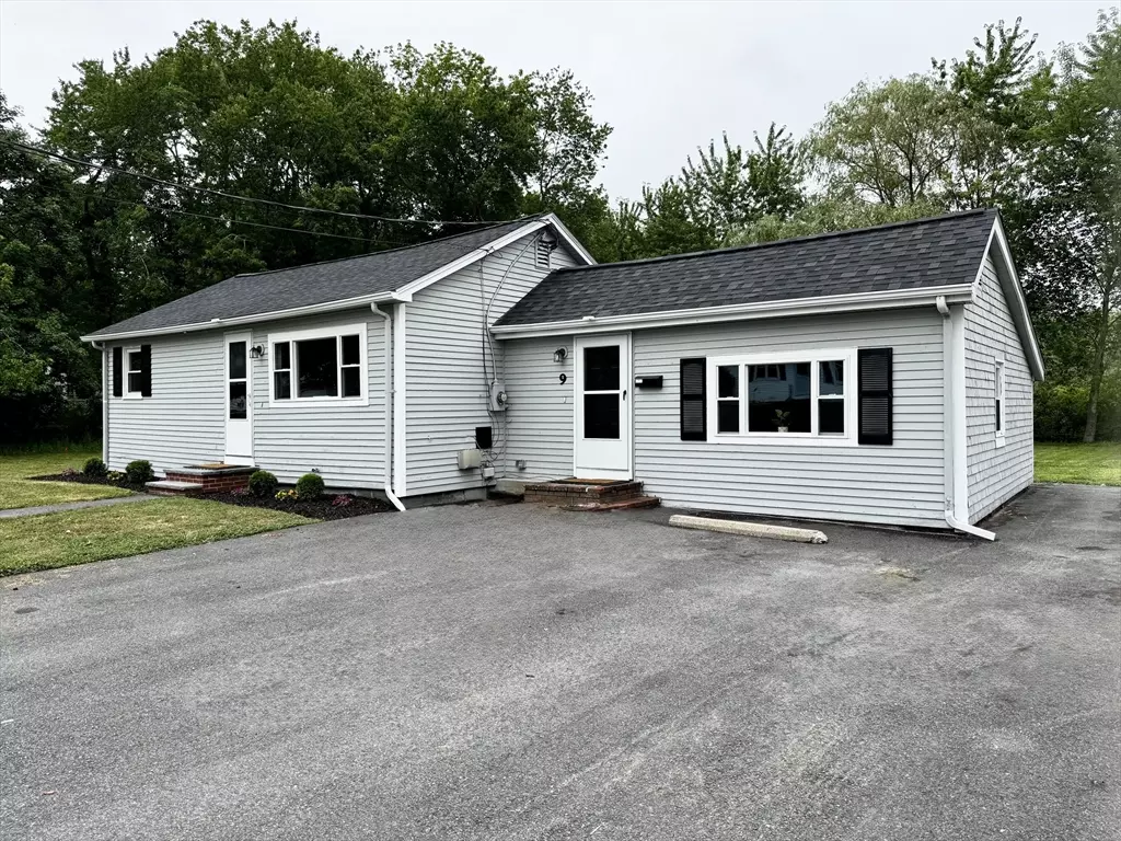 Taunton, MA 02780,9 Bliss St