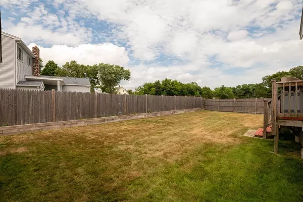 Peabody, MA 01960,12 Ronny Terr