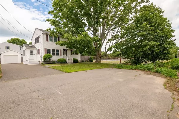 Peabody, MA 01960,12 Ronny Terr