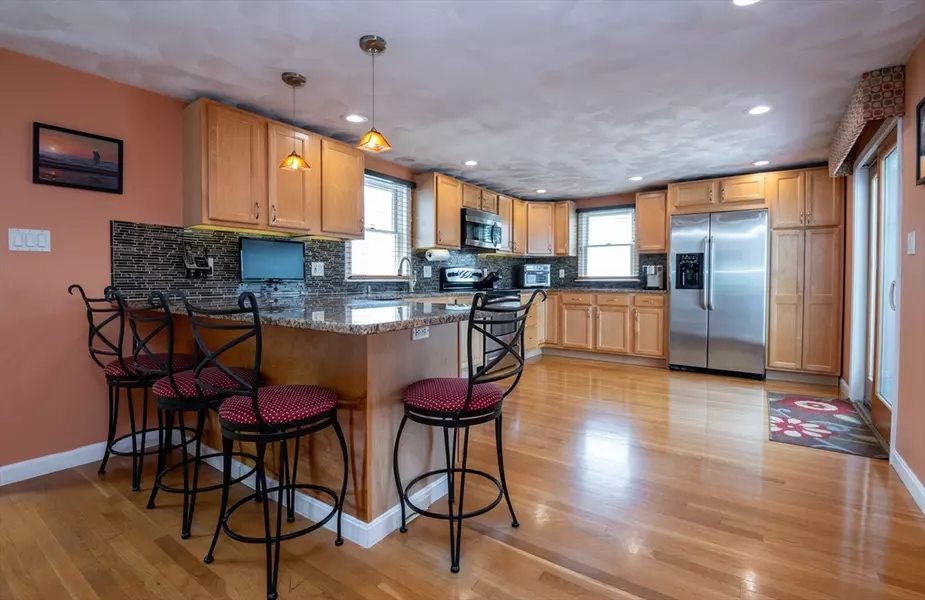 12 Ronny Terr, Peabody, MA 01960