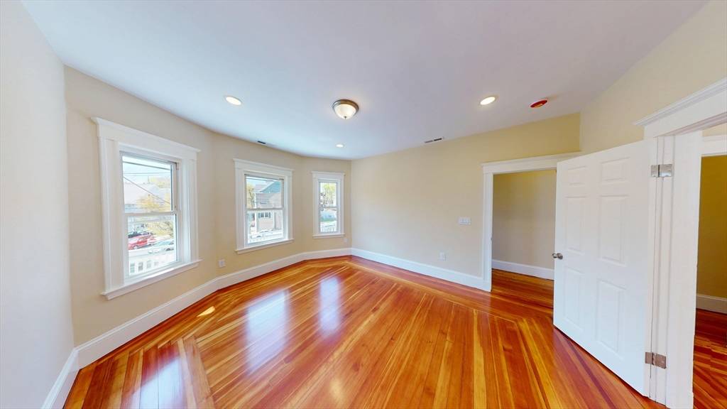 27 Champney #1, Boston, MA 02135