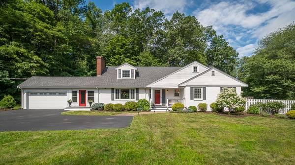 6 Burnham Road, Wenham, MA 01984