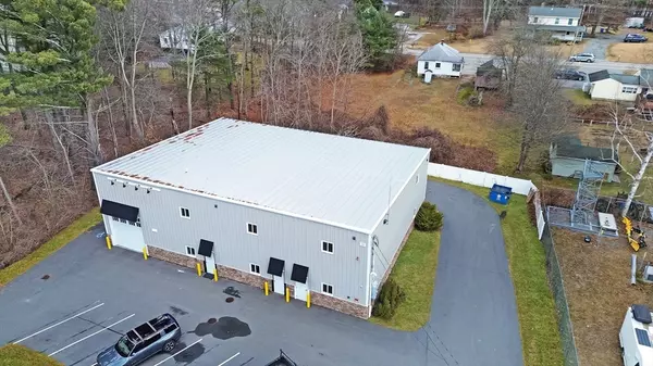 Salem, NH 03079,26 Trolley Ln