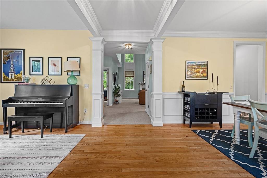 Grafton, MA 01560,5 Aspen Ave