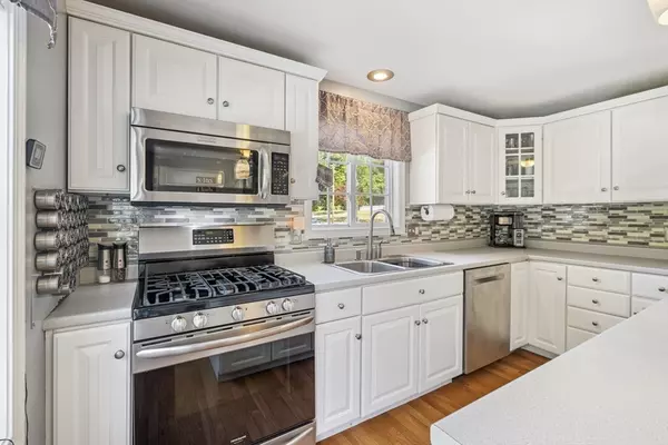 Methuen, MA 01844,422 Pelham Street