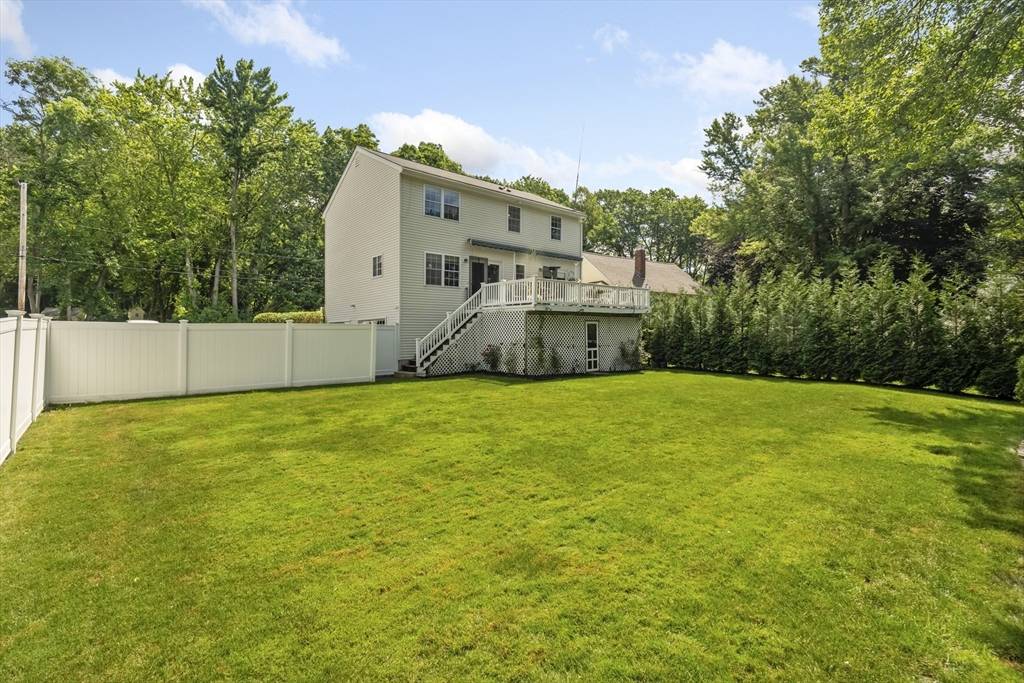 Methuen, MA 01844,422 Pelham Street