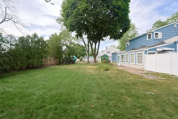 Woburn, MA 01801,7 Richard Cir