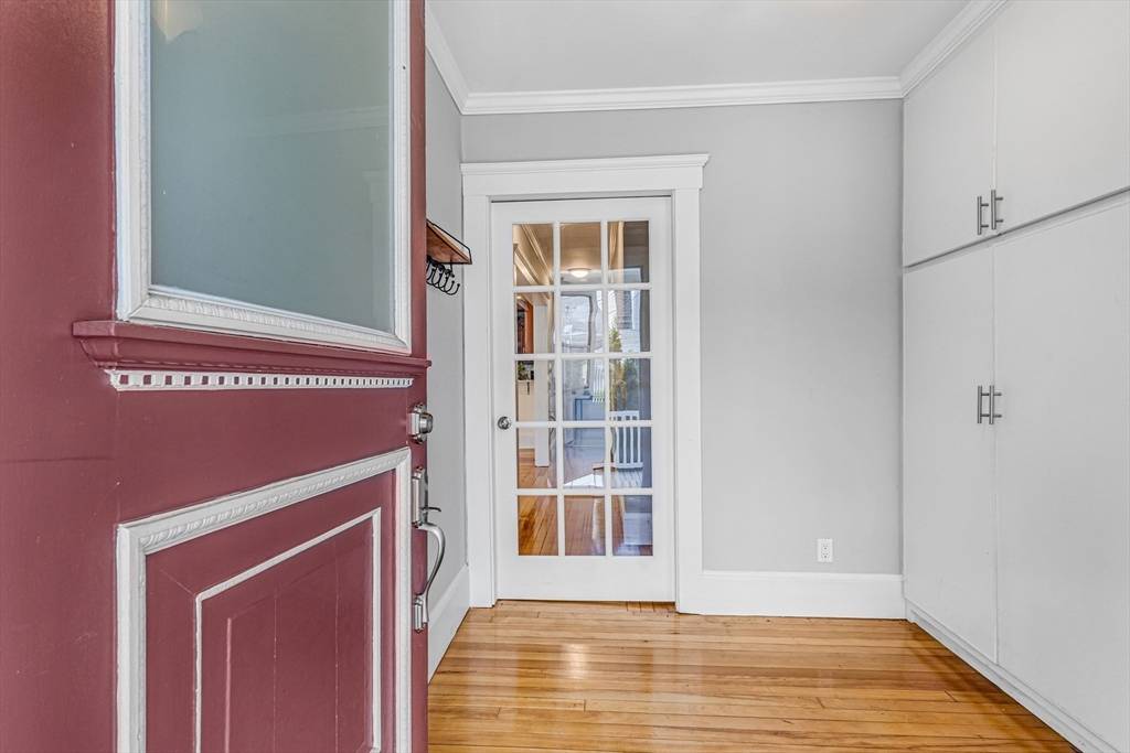 Somerville, MA 02145,24 Jackson Rd #1