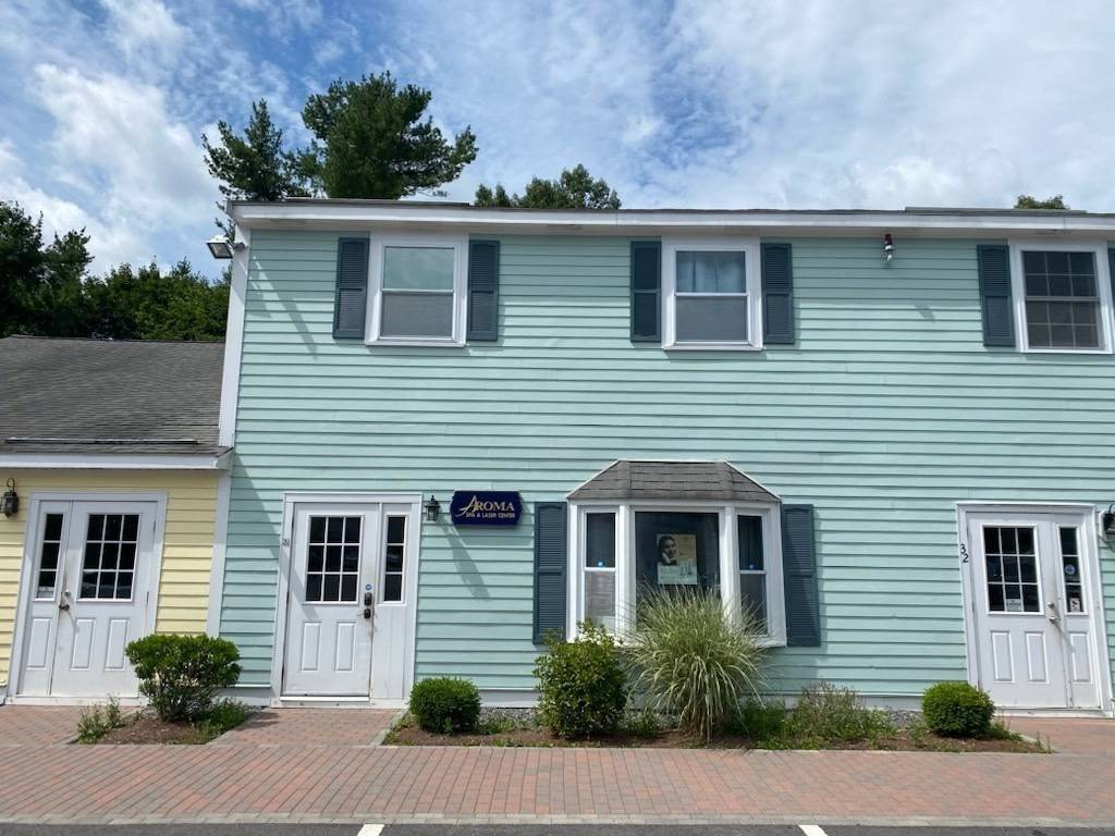 Westford, MA 01886,270 Littleton Rd #31 2nd flr