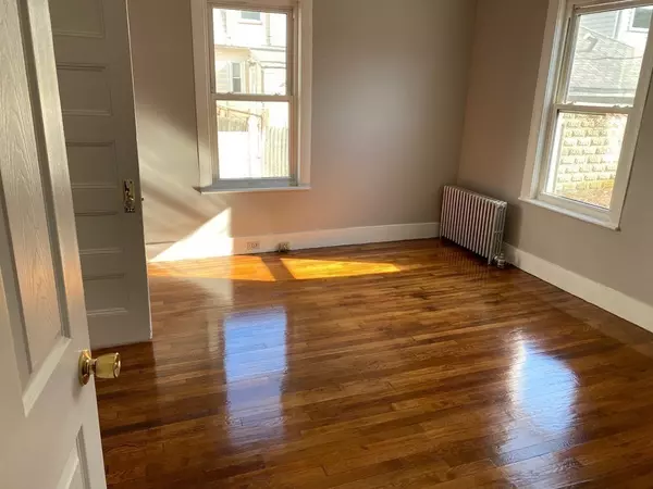 Medford, MA 02155,387 Salem Street #1