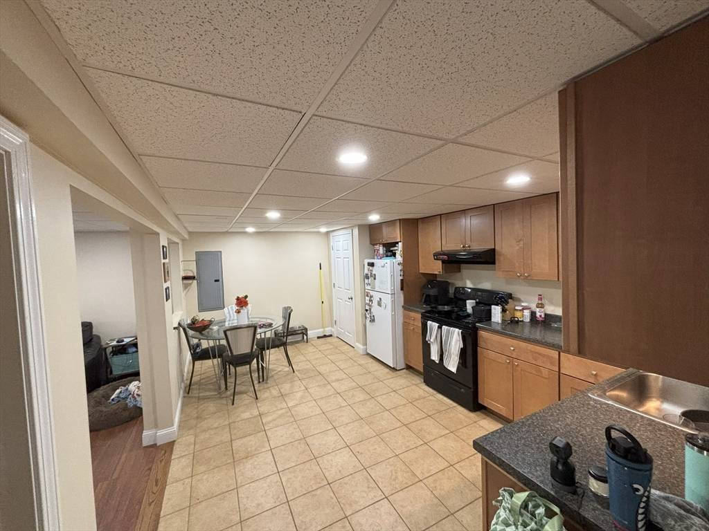 274 Winthrop Ave #1, Revere, MA 02151