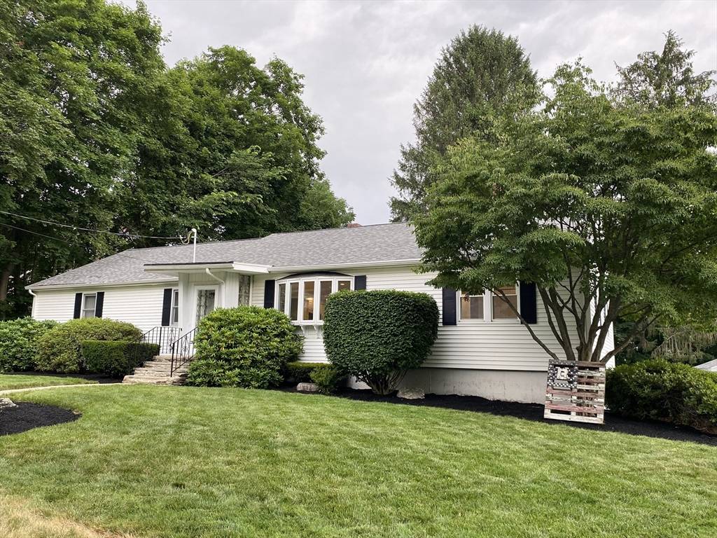 3 Winchester Ave, Auburn, MA 01501