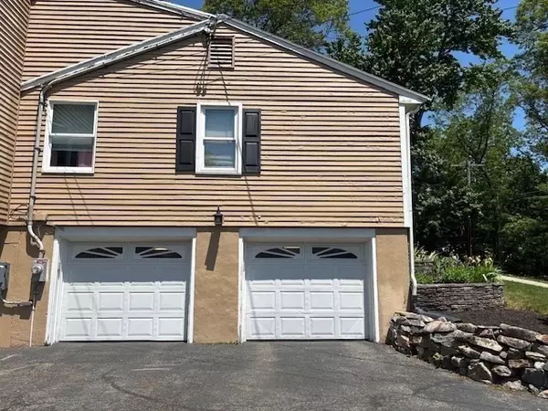 Burlington, MA 01803,3 Upland Street #3