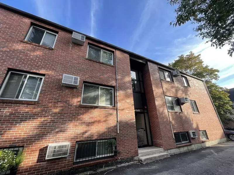 7 Mortimer Place #9, Somerville, MA 02145