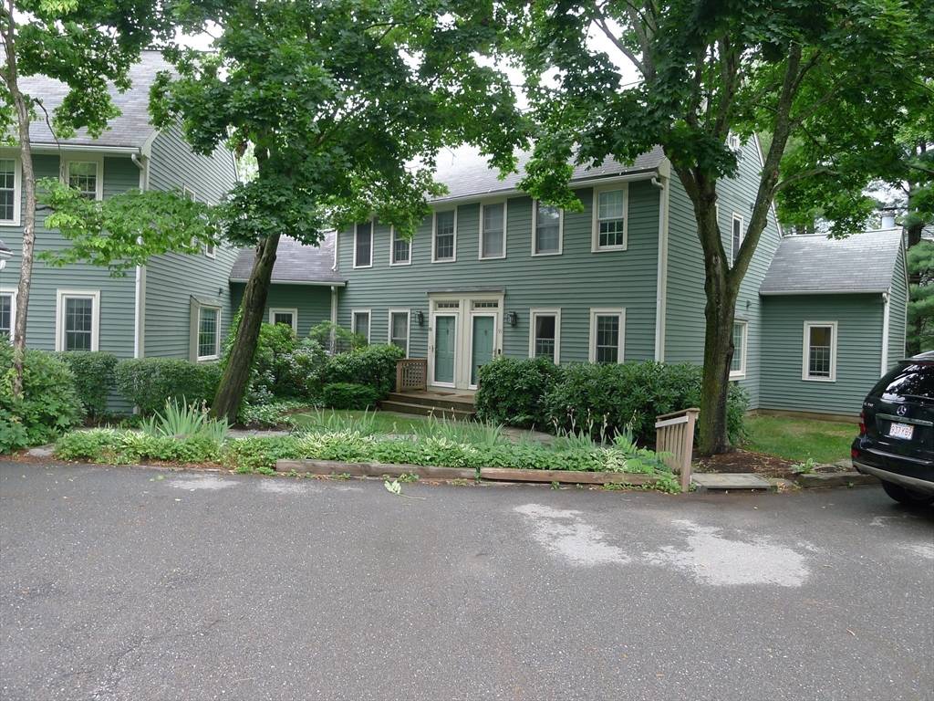 89 Brookdale #89, Shrewsbury, MA 01545