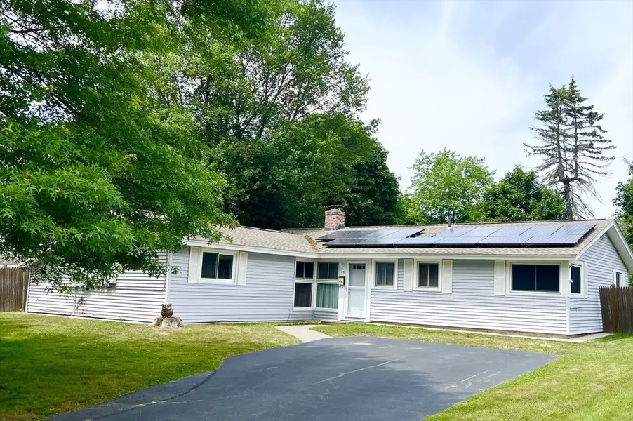 15 Colgate Rd, Beverly, MA 01915