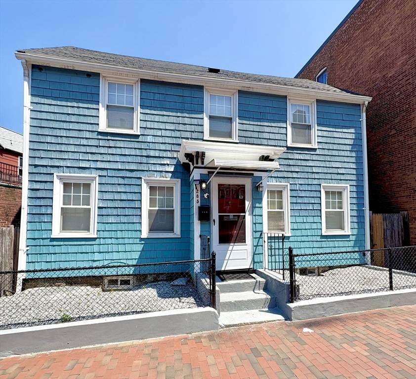 285 Roxbury St, Boston, MA 02119