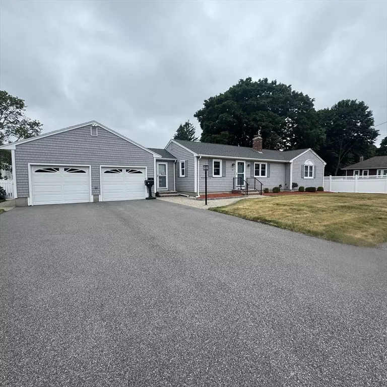 Taunton, MA 02780,37 James St