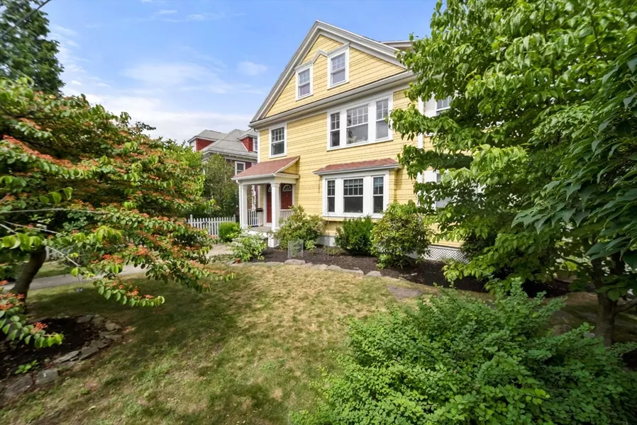 7 Pine Street #7, Belmont, MA 02478