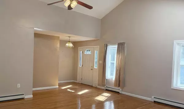Halifax, MA 02338,88 Colby Dr