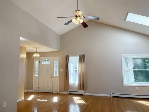 Halifax, MA 02338,88 Colby Dr