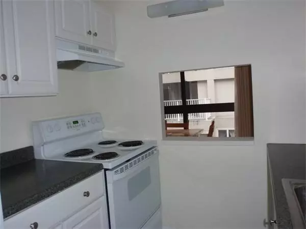 Cambridge, MA 02138,45 Trowbridge St #5C