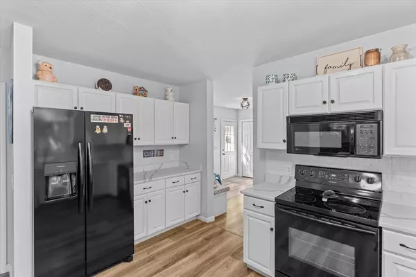 Lunenburg, MA 01462,12 Easter Brook Rd