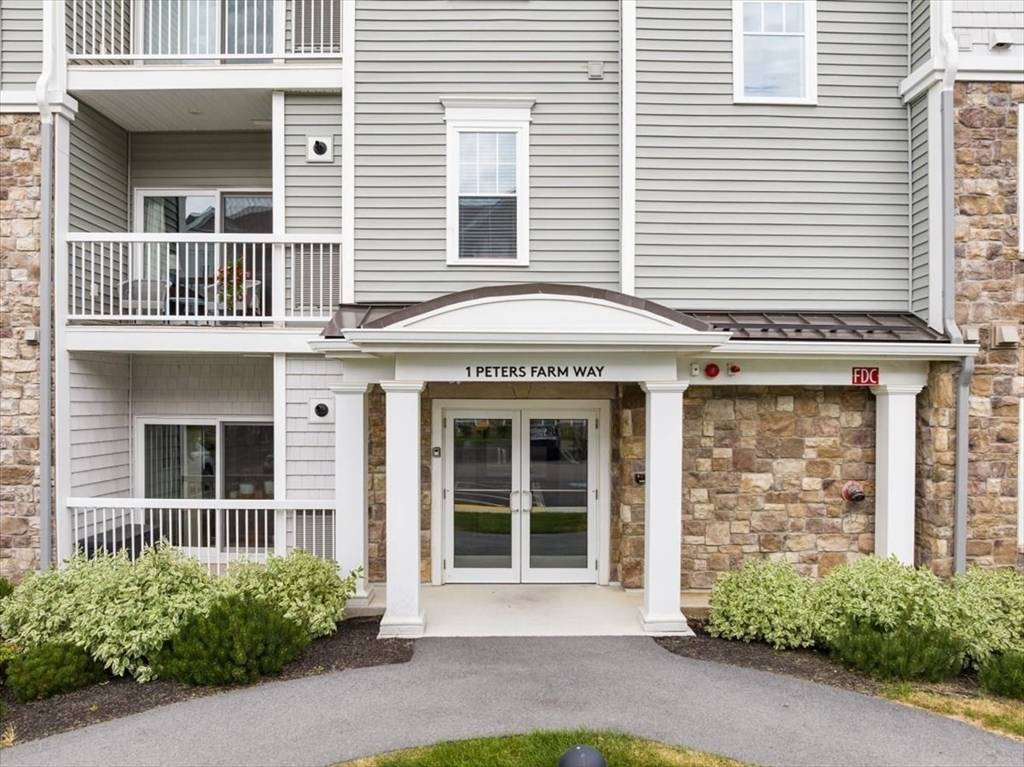 1102 Peters Farm Way #102, Westborough, MA 01581