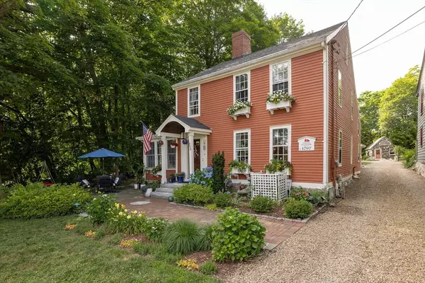 Amesbury, MA 01913,356 Main St