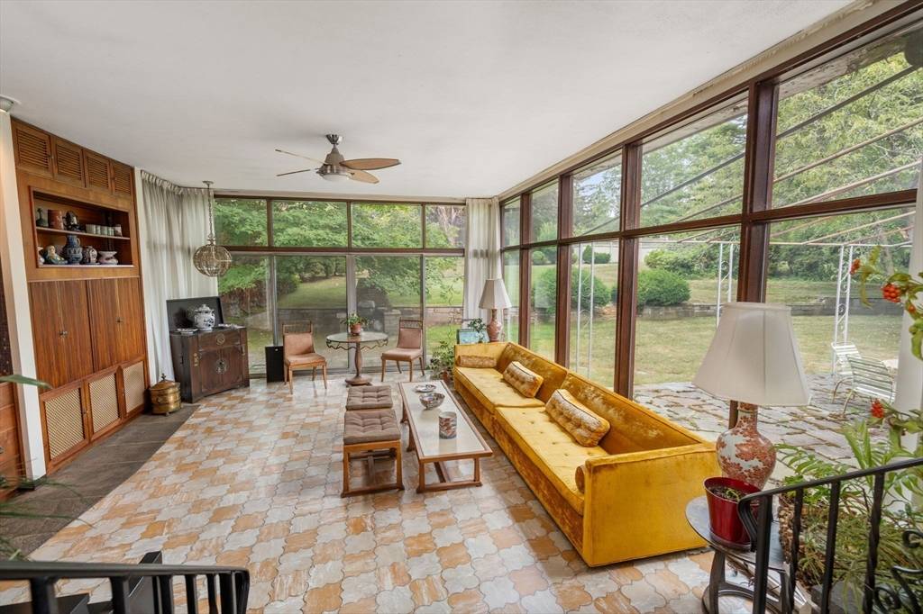65 Lagrange Street, Brookline, MA 02467