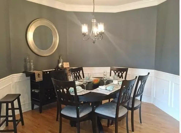 Natick, MA 01760,13 Morgan Dr #206