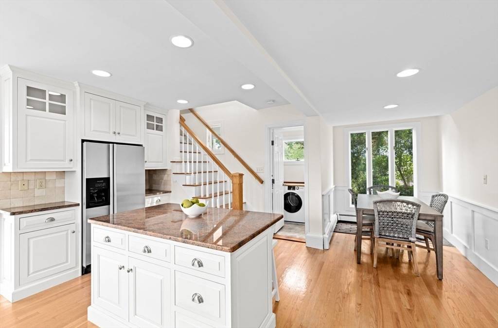 Cohasset, MA 02025,56 Margin St