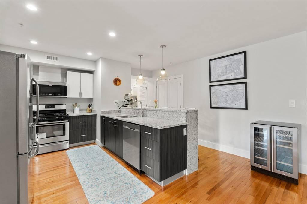 Medford, MA 02155,244 Main St #5