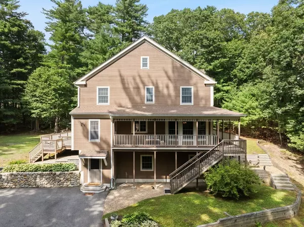 Pembroke, MA 02359,17 Baltzer Dr