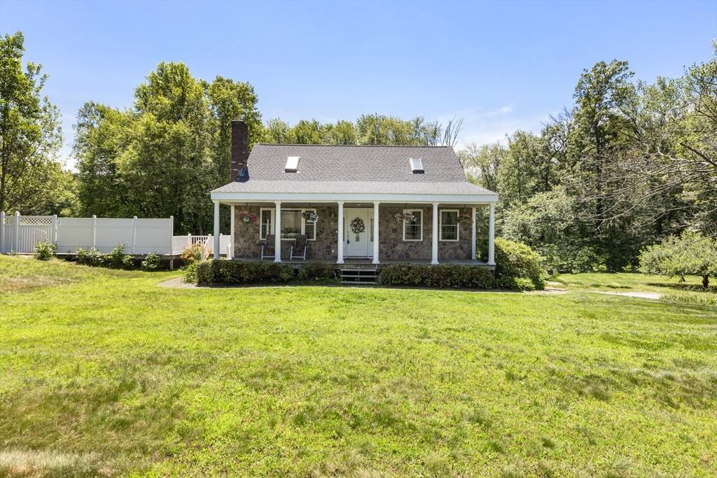 Douglas, MA 01516,58 Webster Street