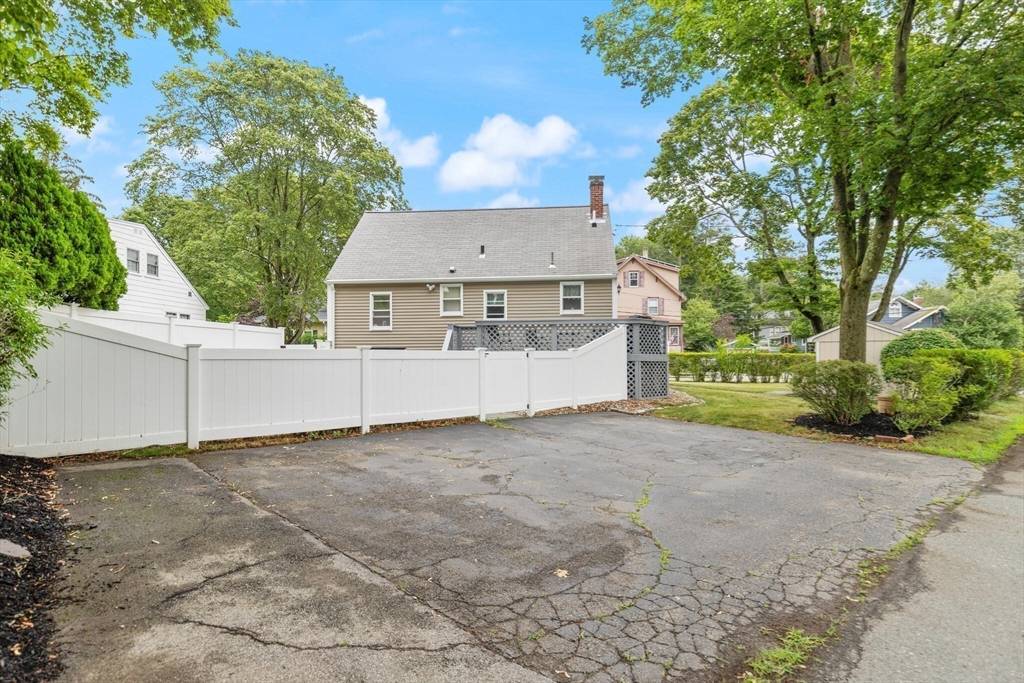 Beverly, MA 01915,23 Warren St
