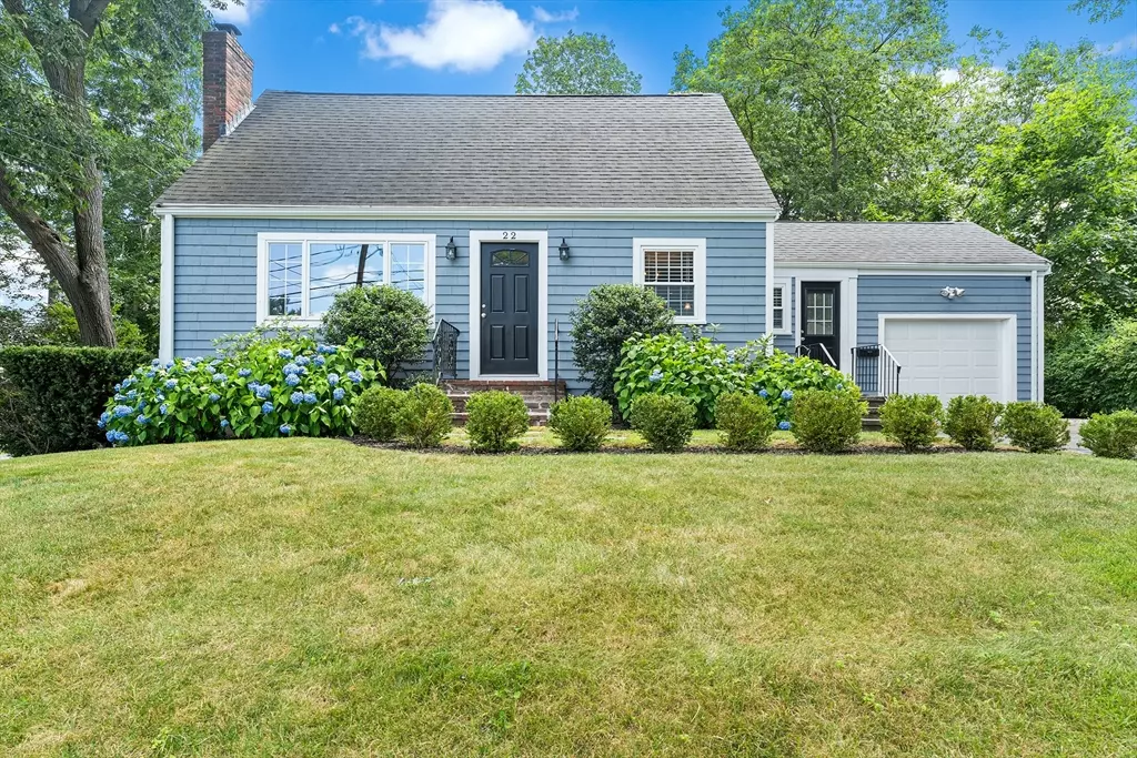 Dedham, MA 02026,22 Sanderson Ave