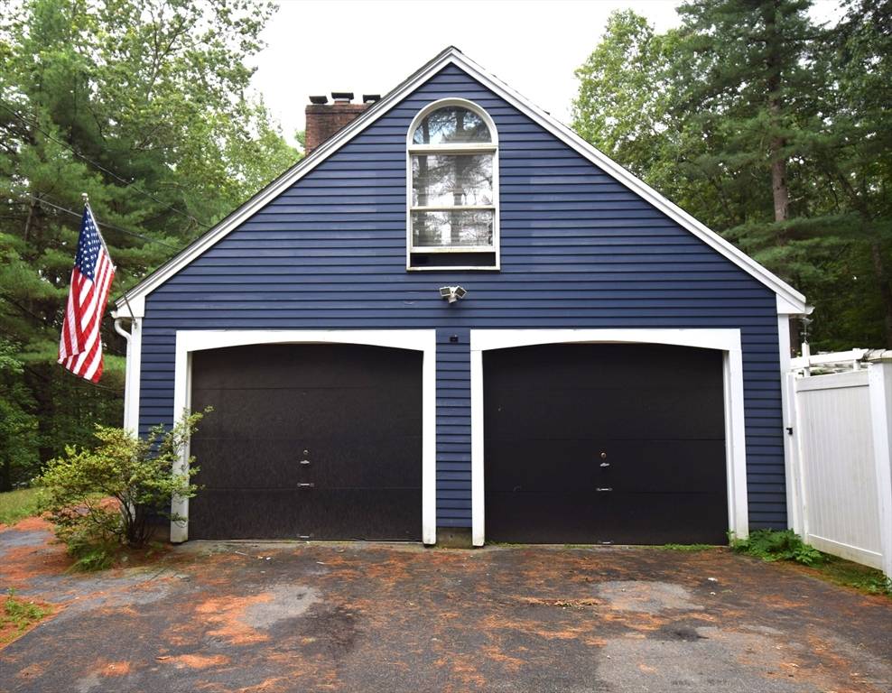 Kingston, NH 03848,19 Windsong