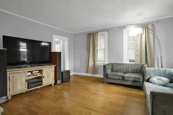 Lowell, MA 01850,10 Sanborn St