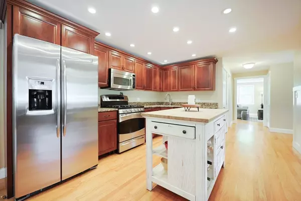 Andover, MA 01810,24 Enfield Dr