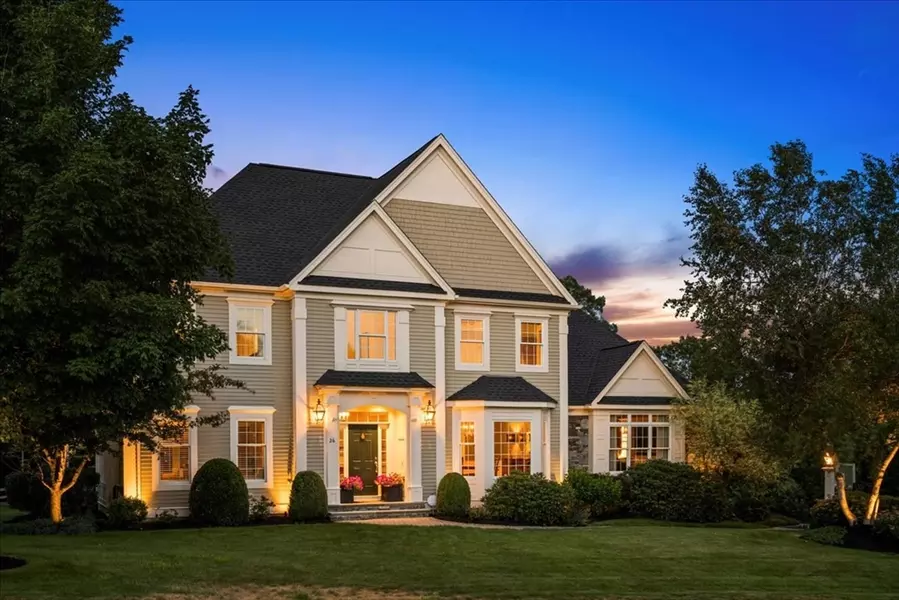 26 Fairway Dr, Northborough, MA 01532