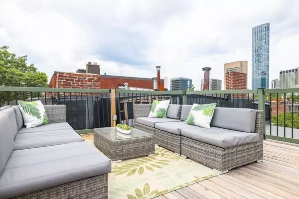 Boston, MA 02116,416 Columbus Ave #4