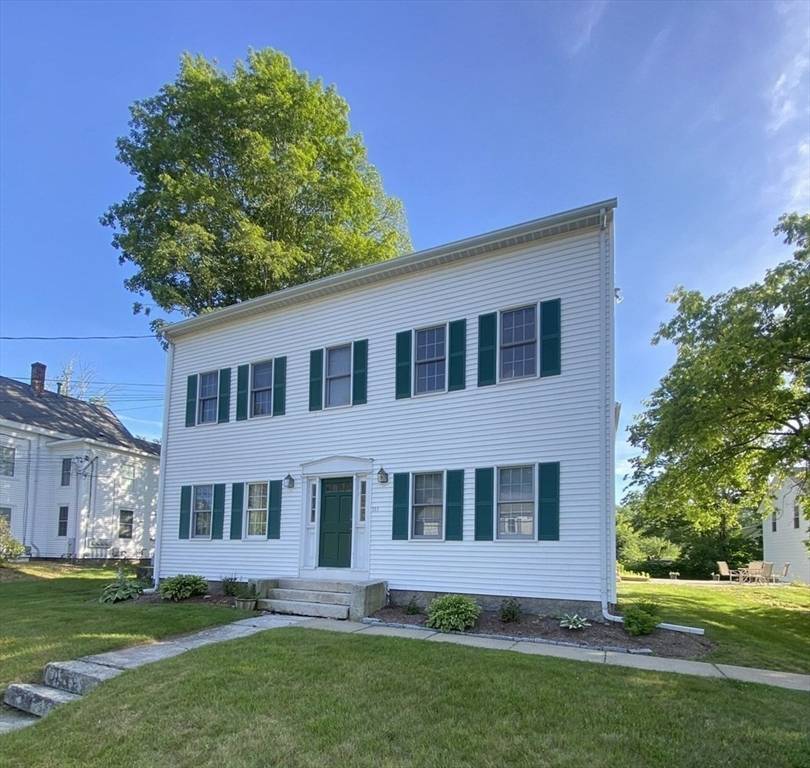 Hopkinton, MA 01748,227 Wood Street #C