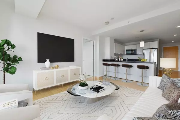 Cambridge, MA 02141,2 Earhart Street #714