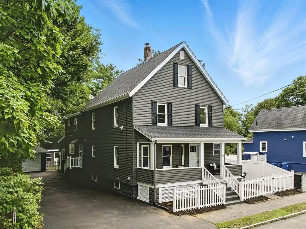 Wakefield, MA 01880,28 Lake St
