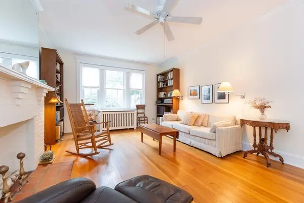 Brookline, MA 02446,63 Babcock St #B1